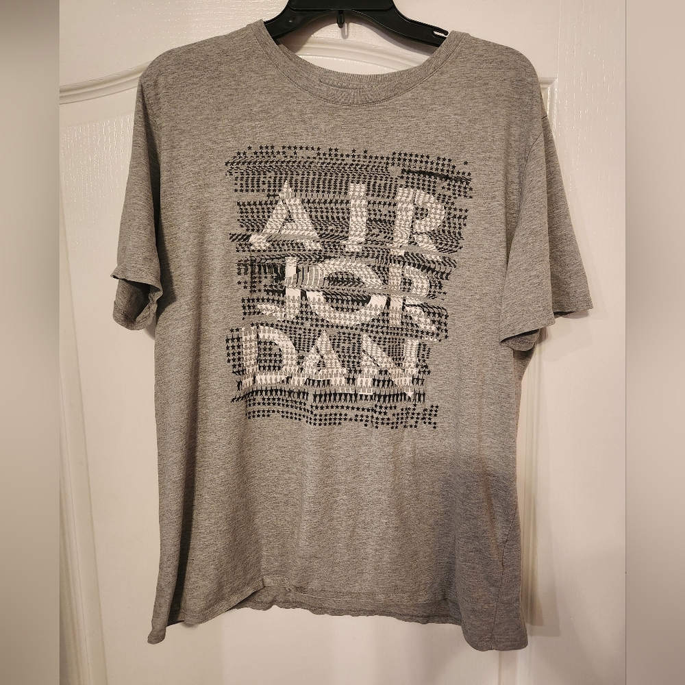 Men's XL Gray Air Jordan T-Shirt